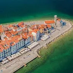 Istrian Lux By Istrian Κόπερ