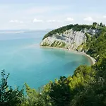 Istrian Lux By Istrian *