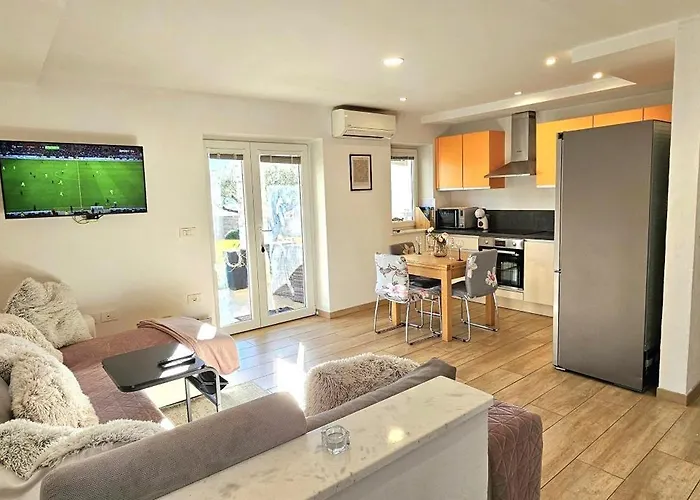 Istrian Lux By Istrian * Koper