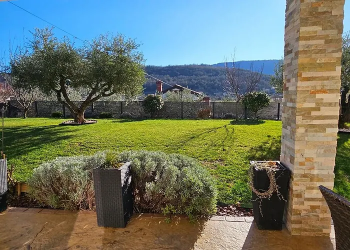 Istrian Lux By Istrian *